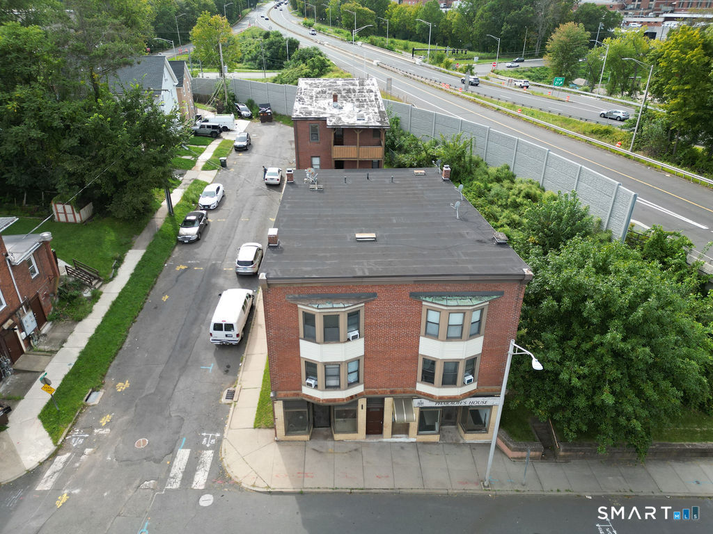 61 East Main Street Middletown CT 06457