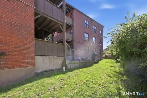 61 East Main Street Middletown CT 06457