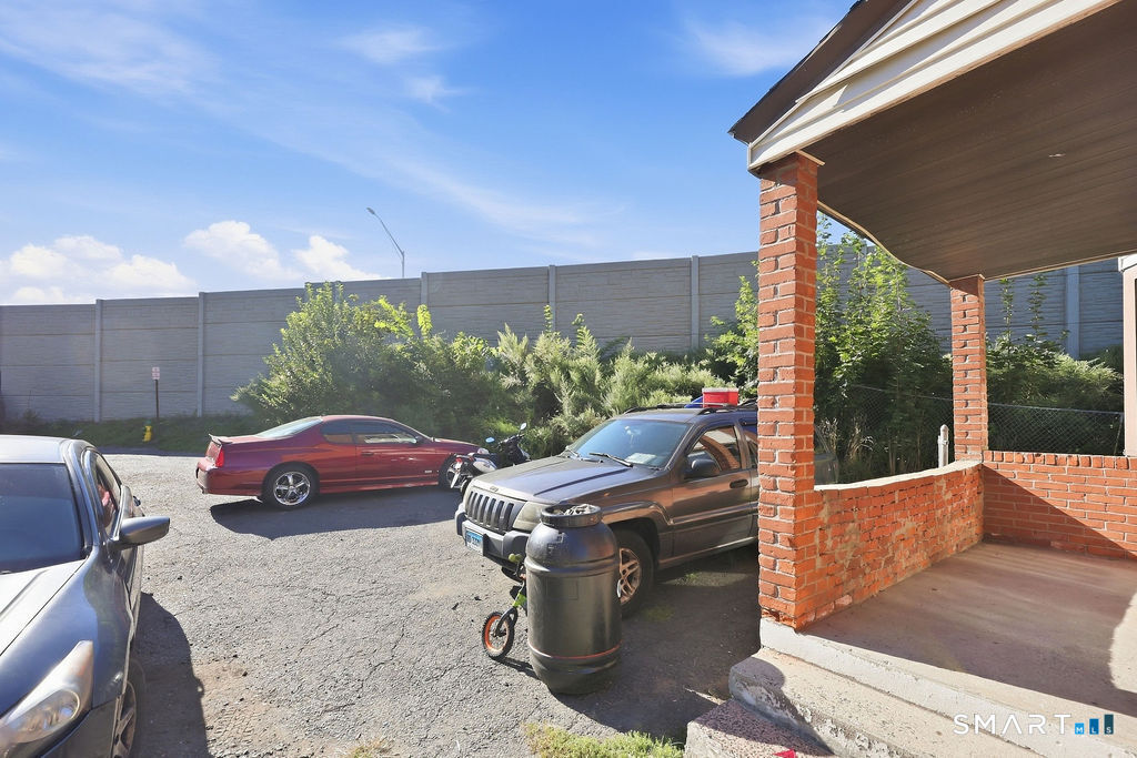 61 East Main Street Middletown CT 06457