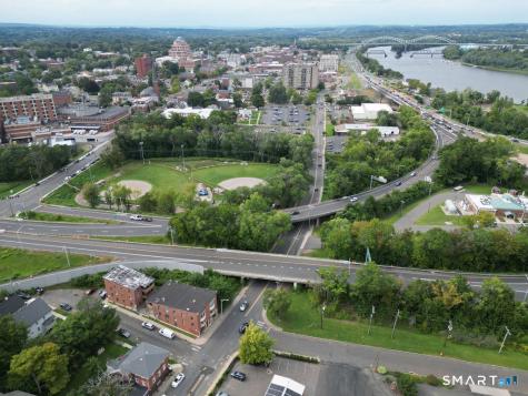 61 East Main Street Middletown CT 06457