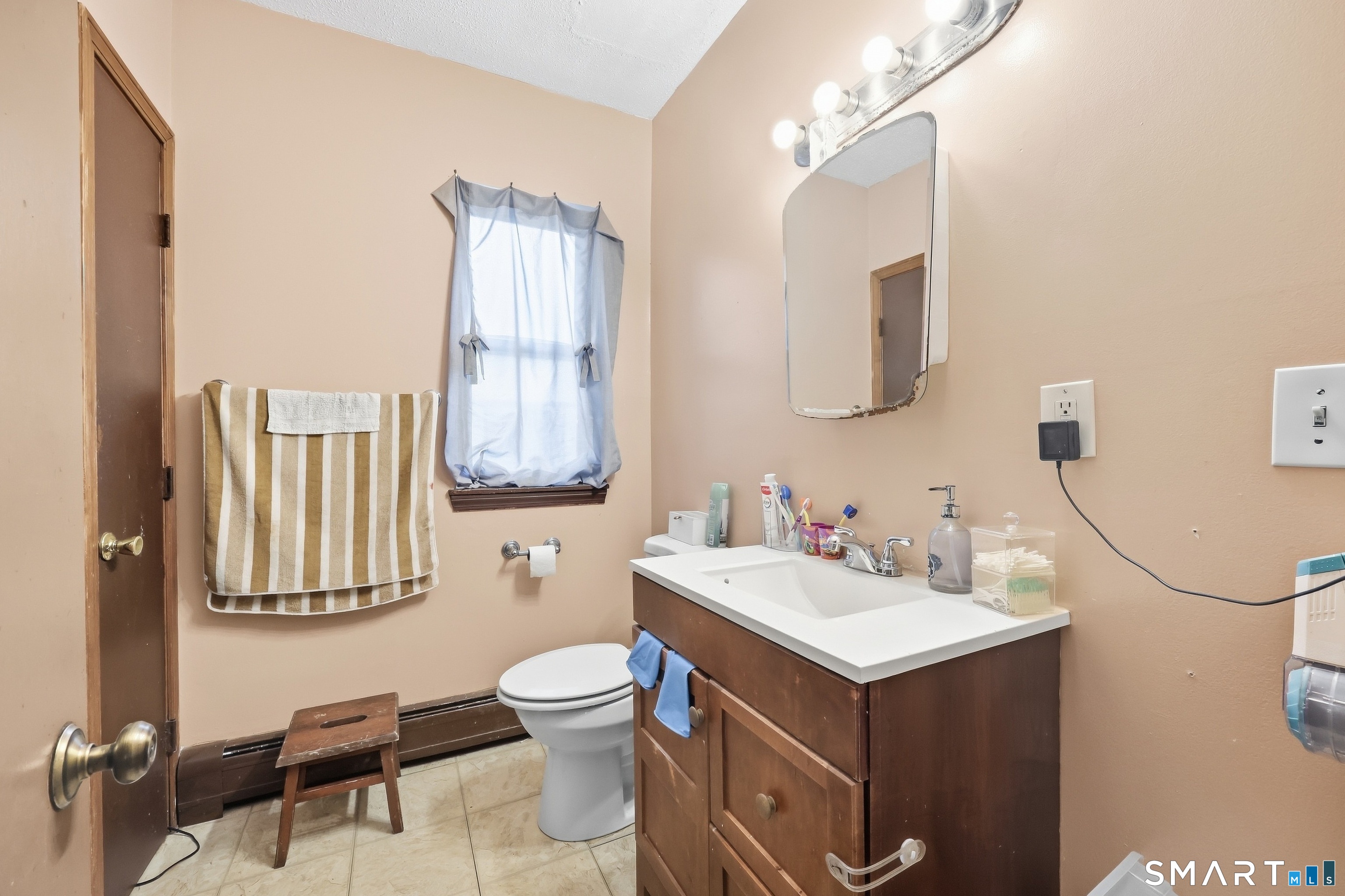 61 East Main Street Middletown CT 06457