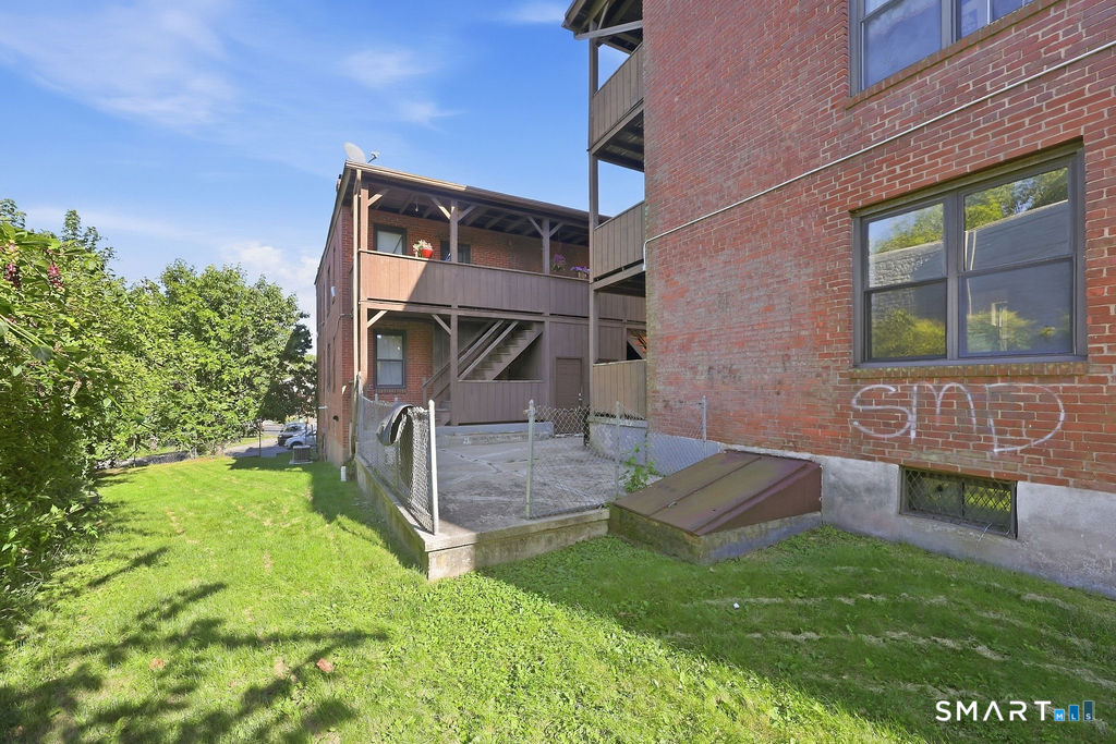 61 East Main Street Middletown CT 06457