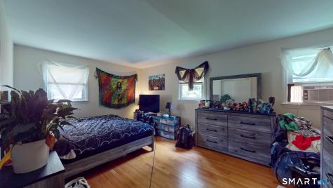 42 Kondracki Lane Wallingford CT 06492