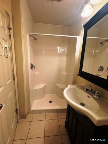 124 Pine Street Waterbury CT 06710
