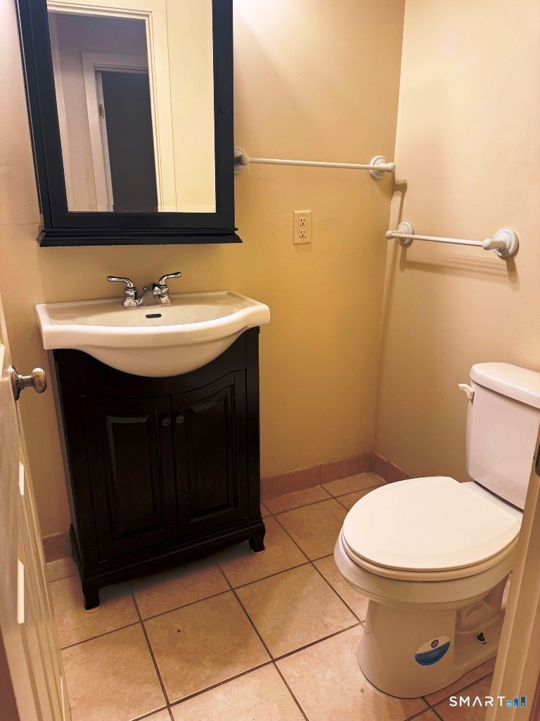 124 Pine Street Waterbury CT 06710