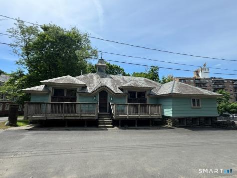 124 Pine Street Waterbury CT 06710