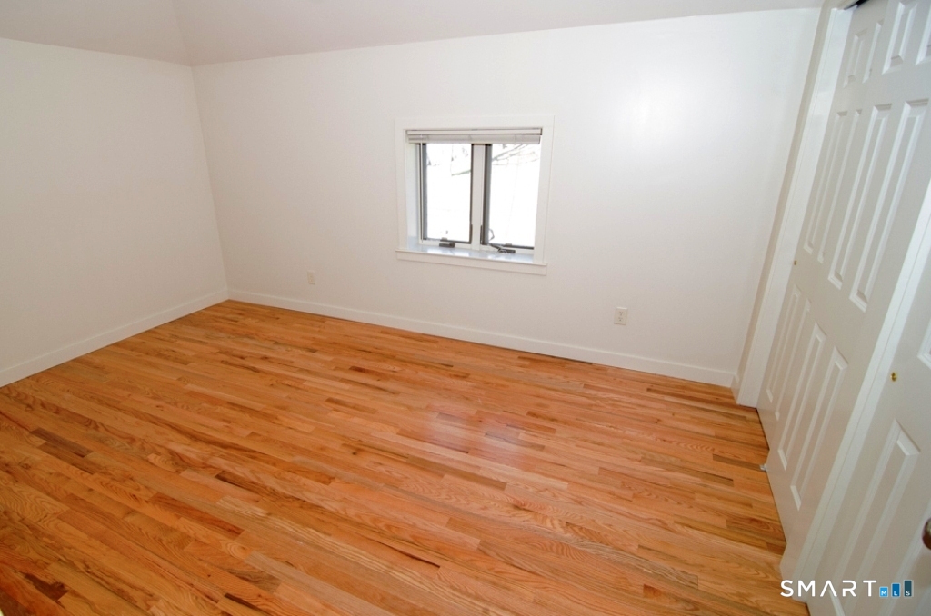 124 Pine Street Waterbury CT 06710