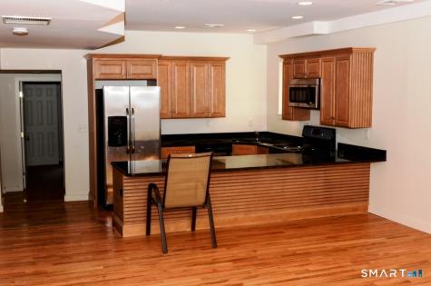 124 Pine Street Waterbury CT 06710