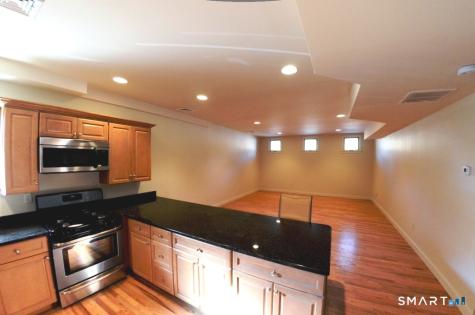 124 Pine Street Waterbury CT 06710