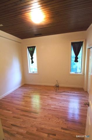 124 Pine Street Waterbury CT 06710
