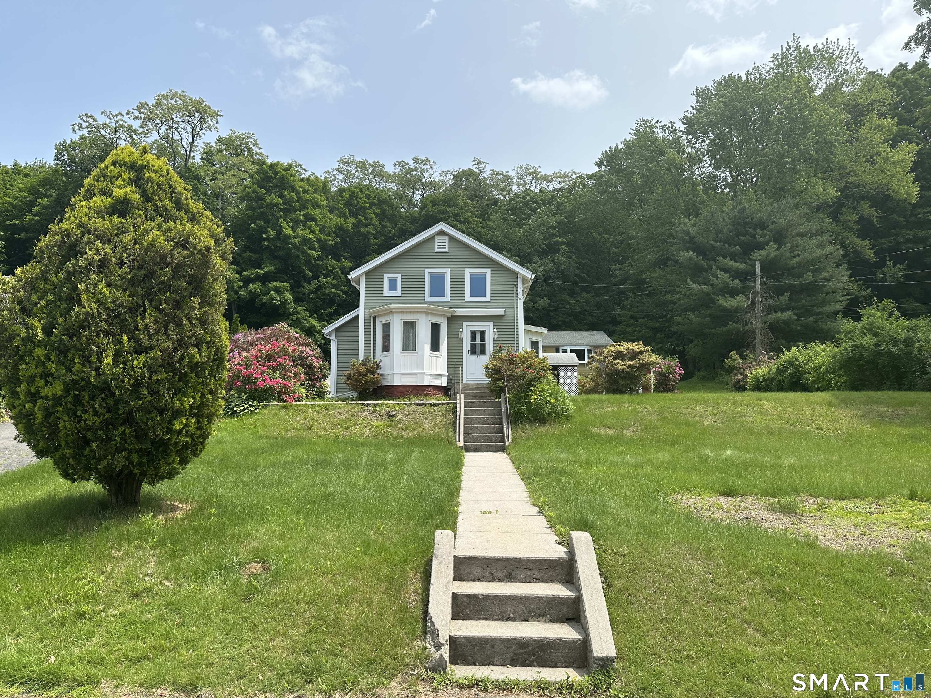 35 High Street Canton CT 06019