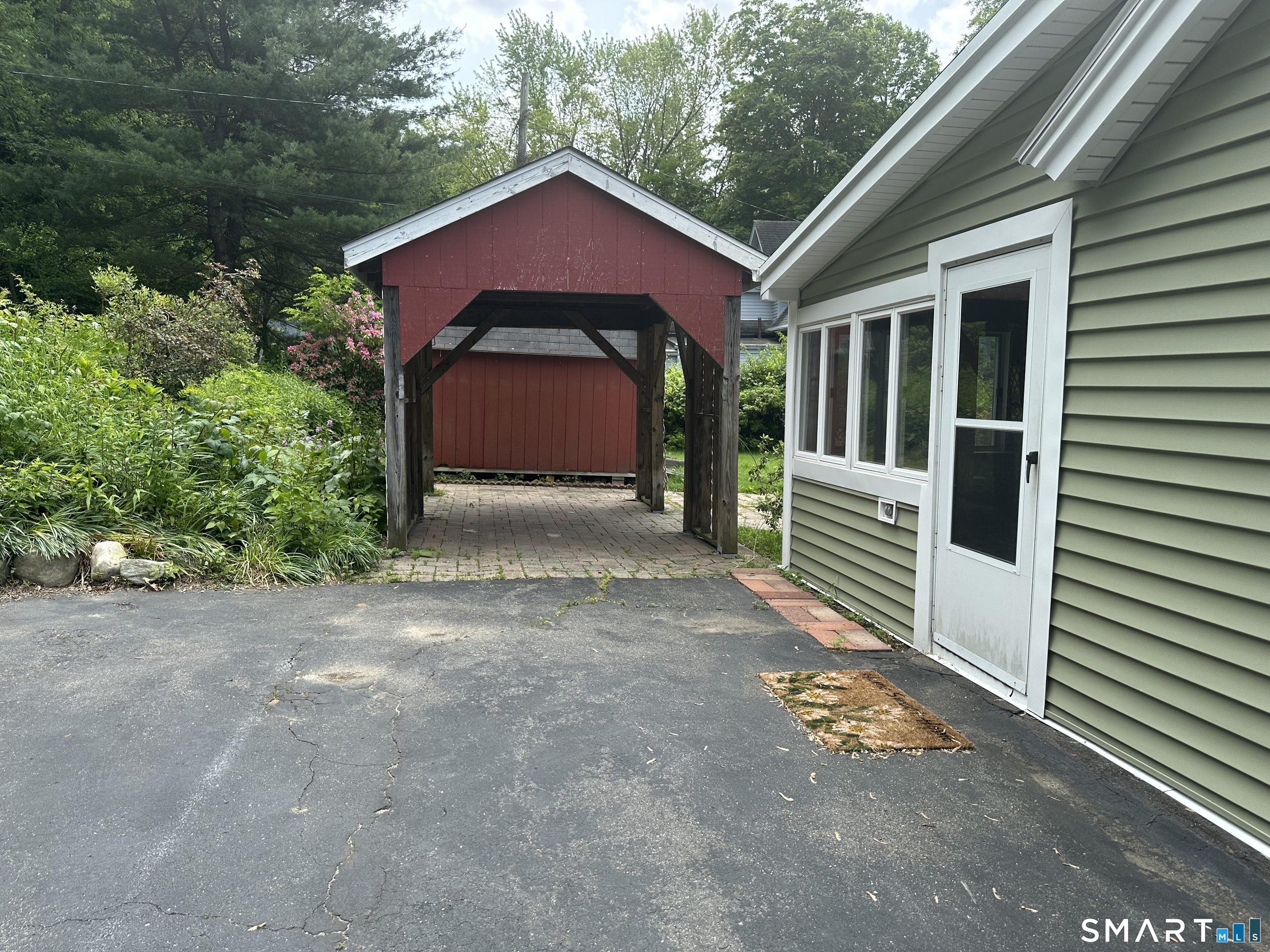 35 High Street Canton CT 06019