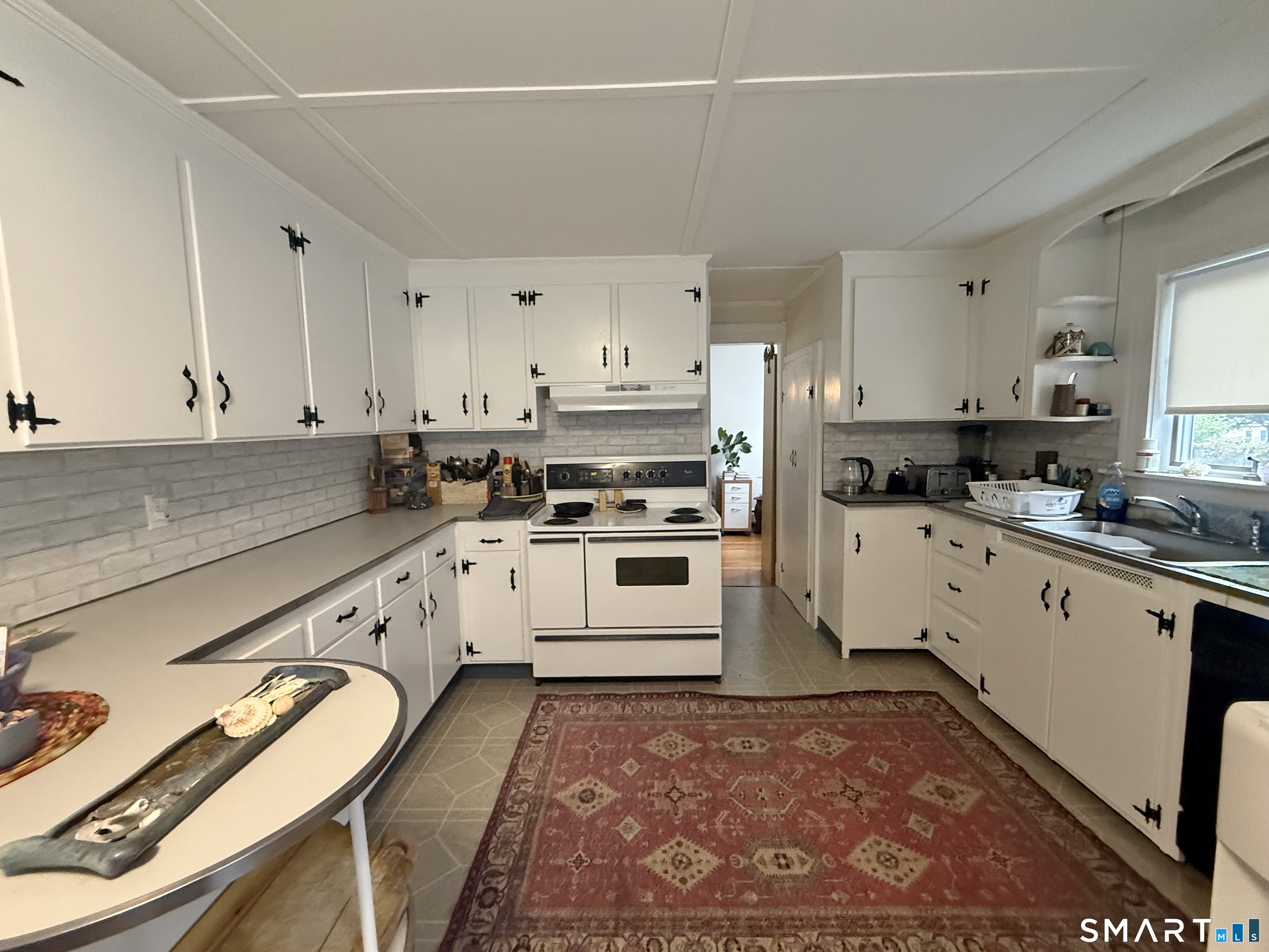 35 High Street Canton CT 06019