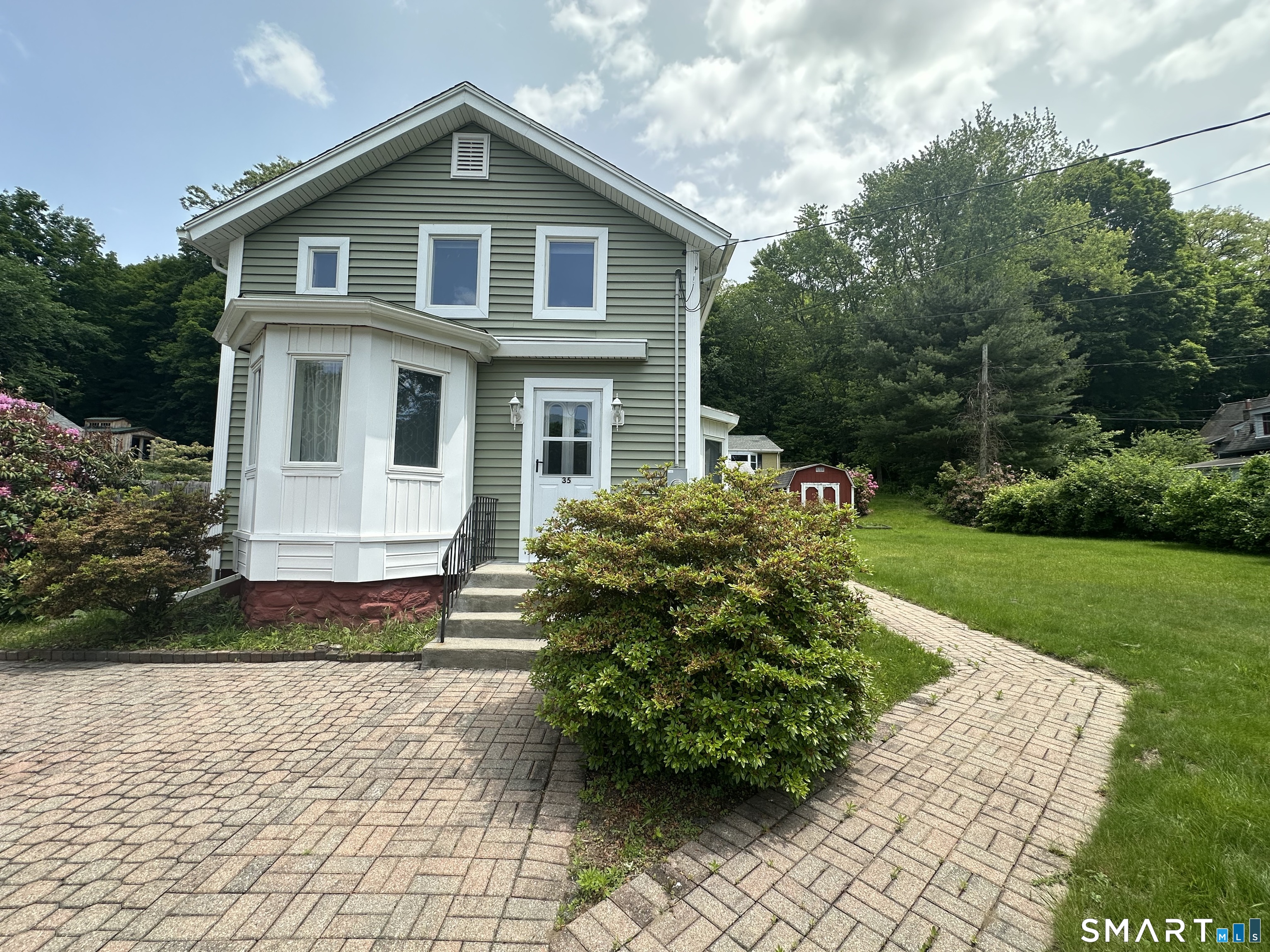 35 High Street Canton CT 06019