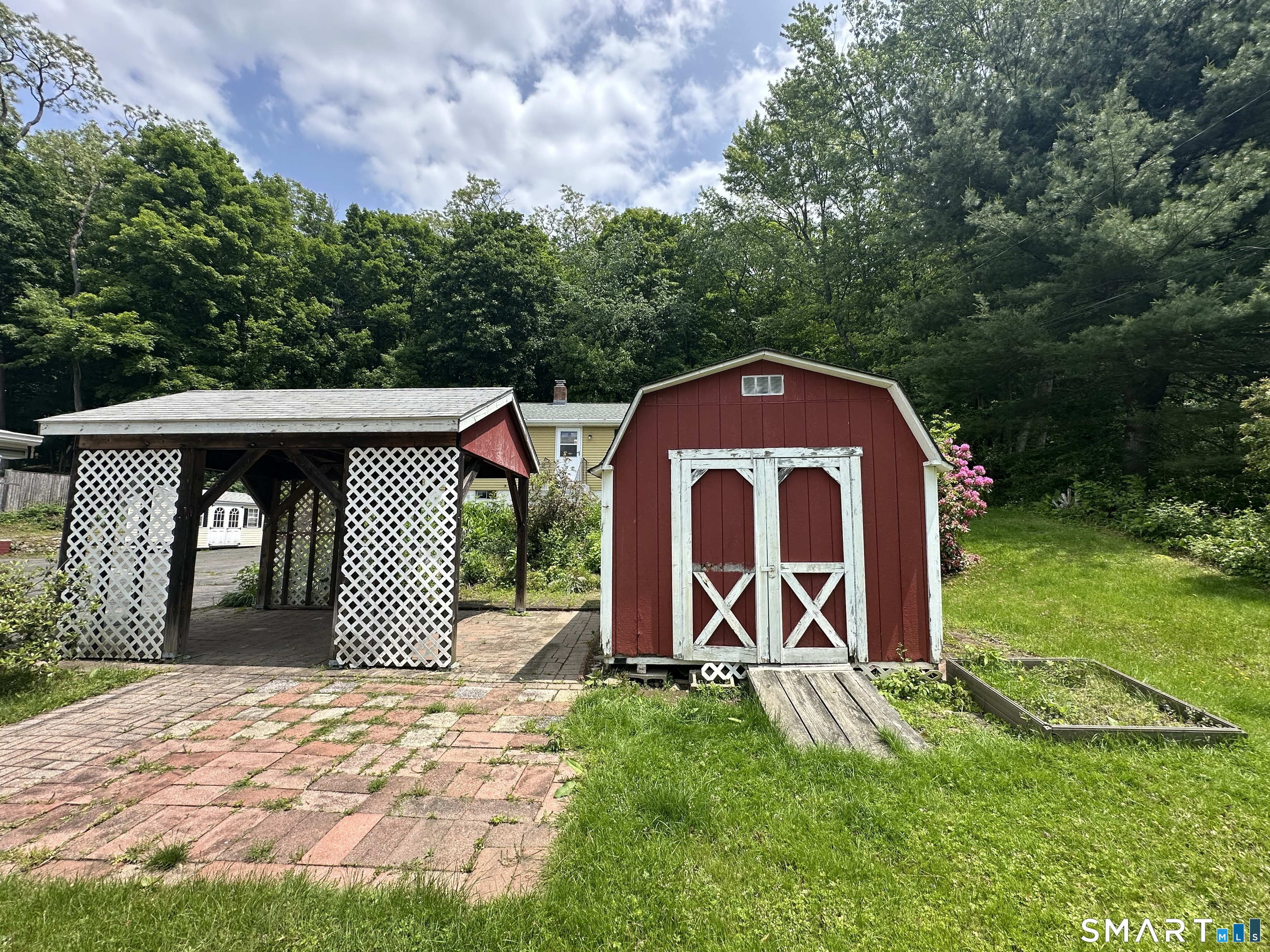 35 High Street Canton CT 06019