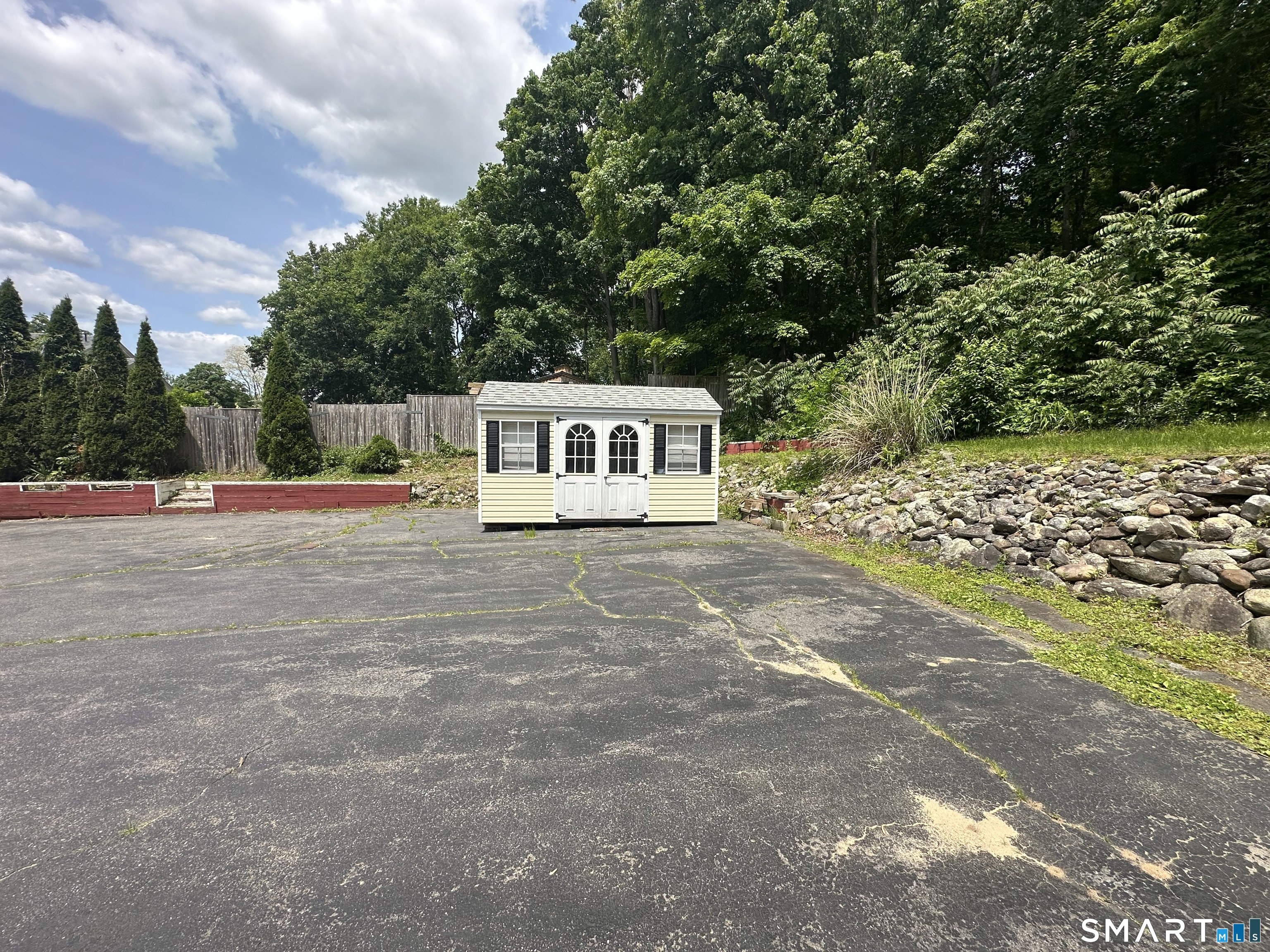 35 High Street Canton CT 06019