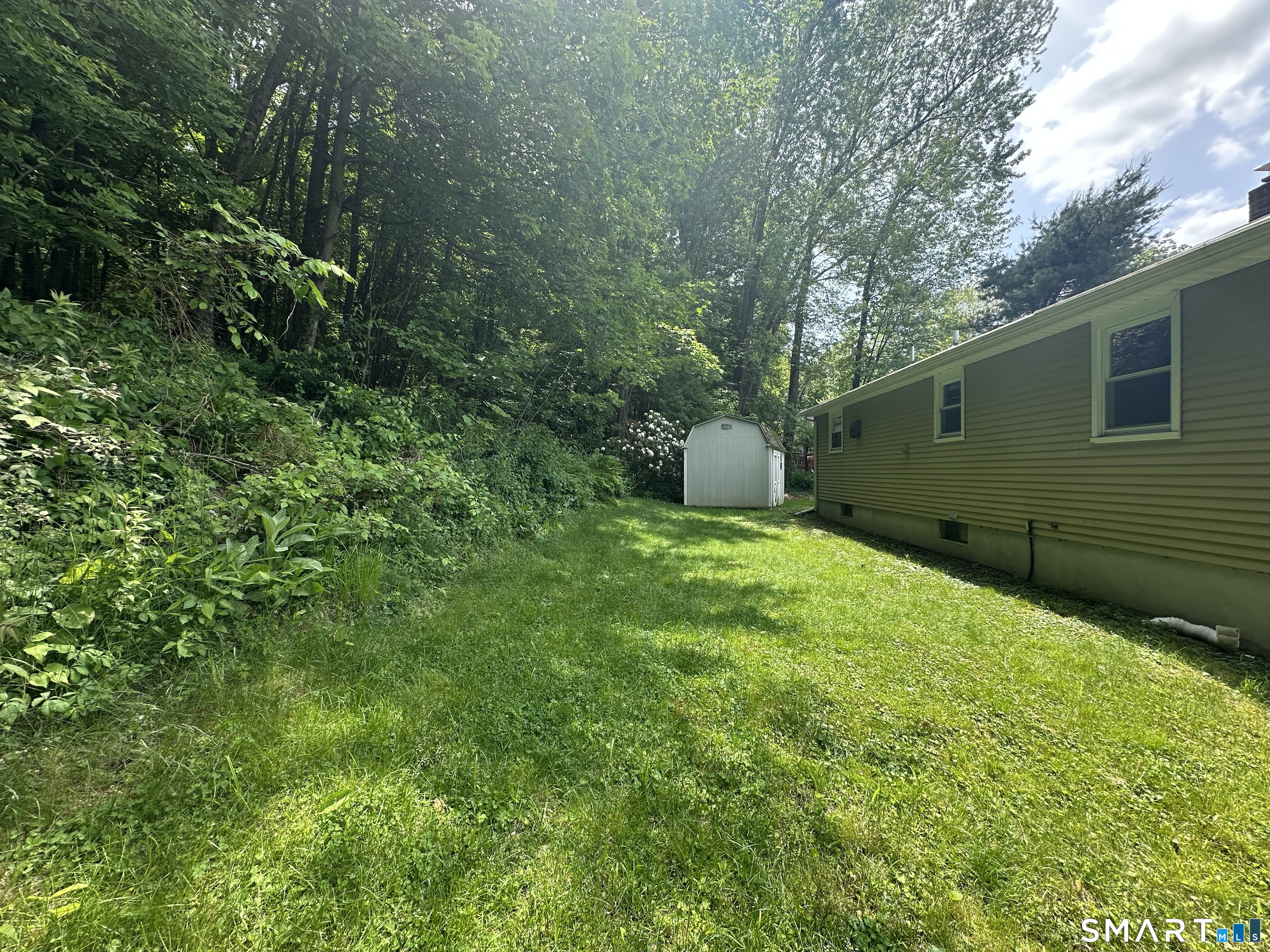35 High Street Canton CT 06019
