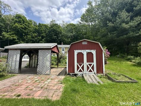 35 High Street Canton CT 06019