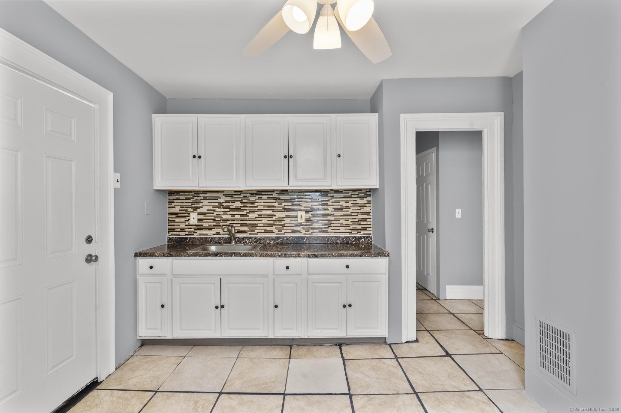 39 Jane Street Bridgeport CT 06608