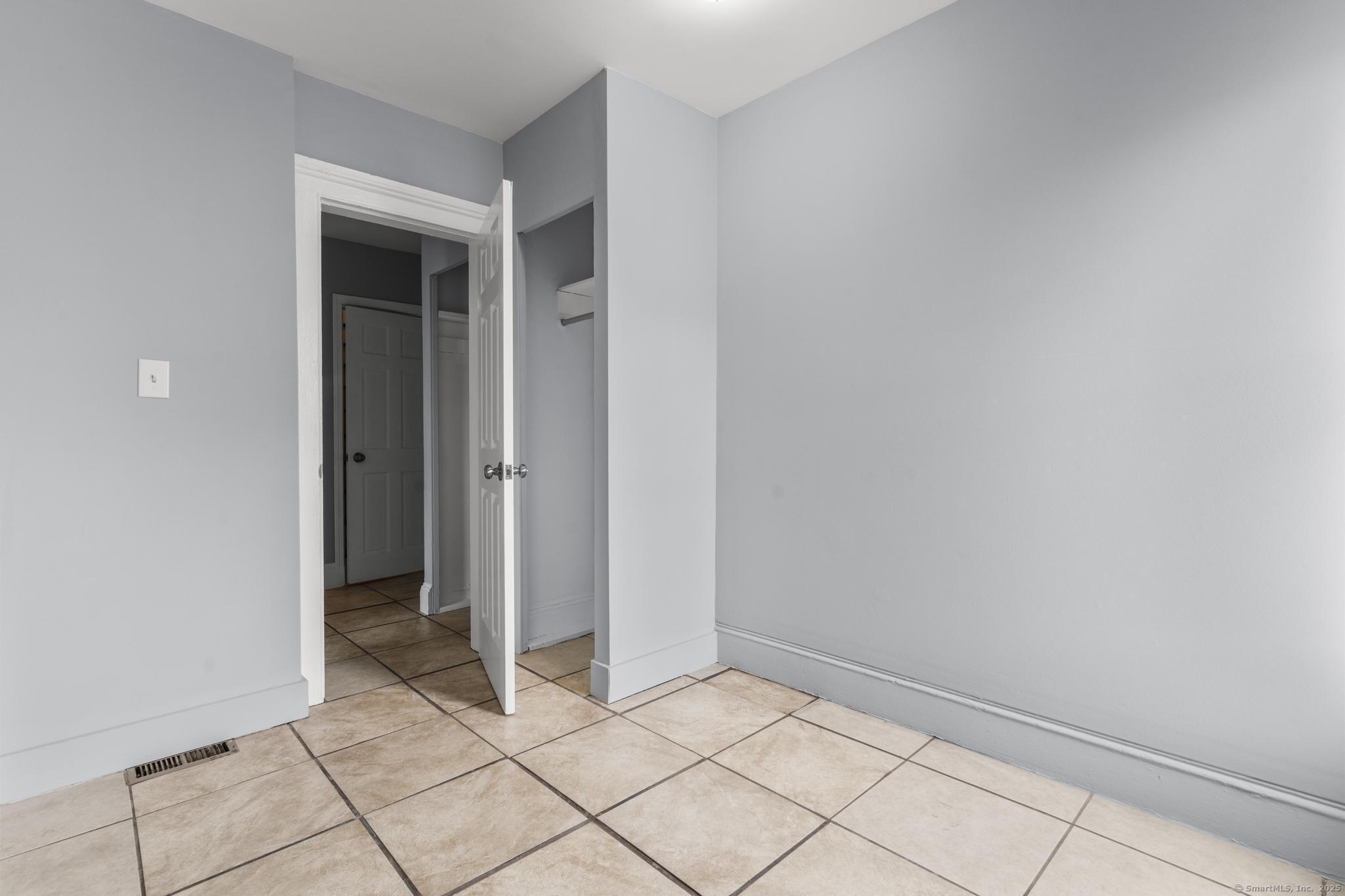 39 Jane Street Bridgeport CT 06608