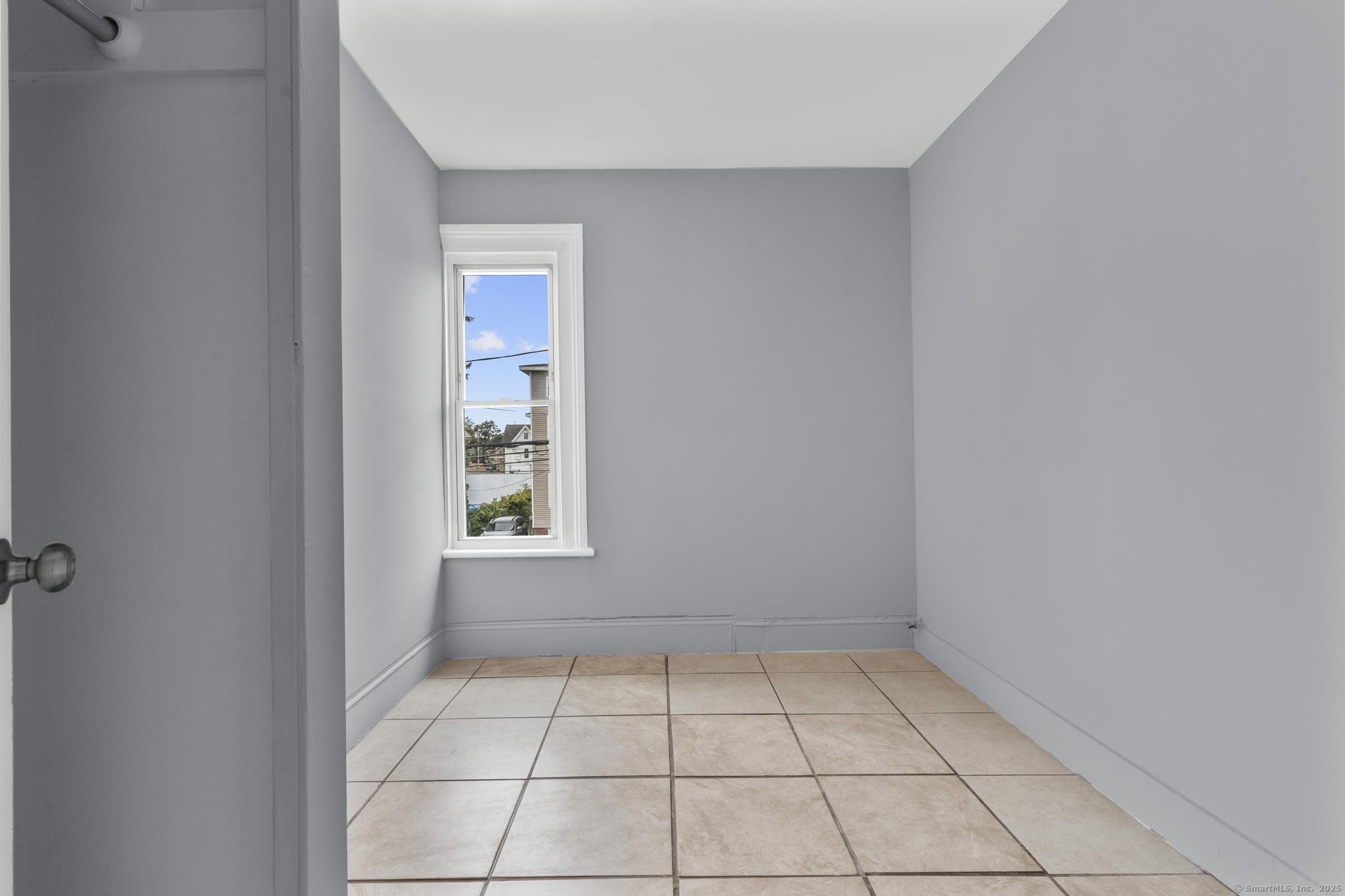 39 Jane Street Bridgeport CT 06608