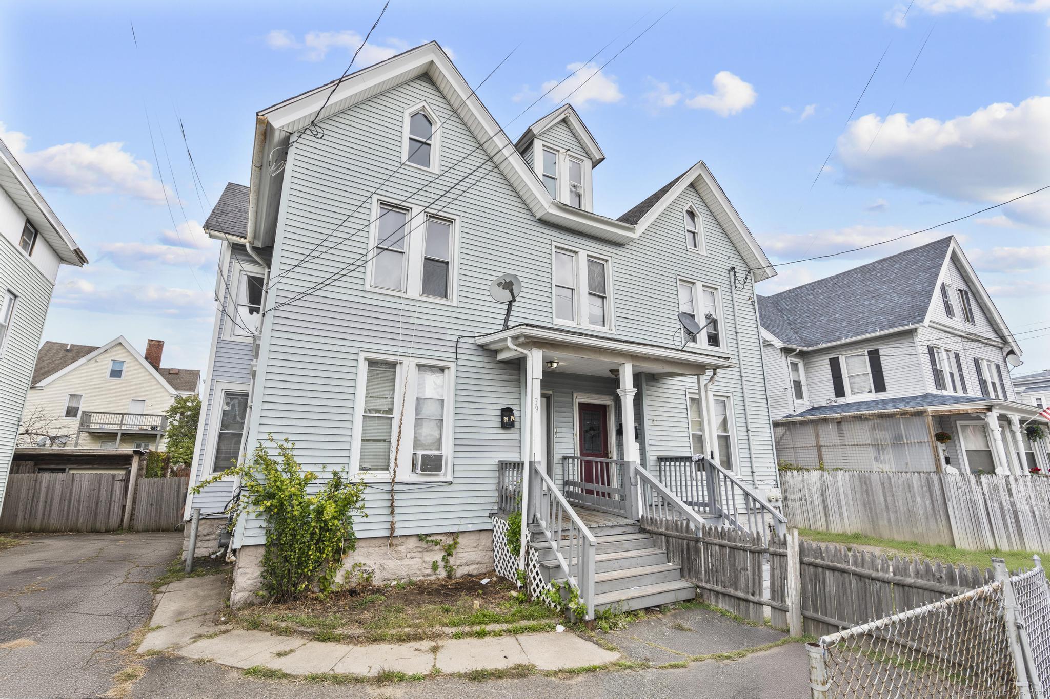 39 Jane Street Bridgeport CT 06608