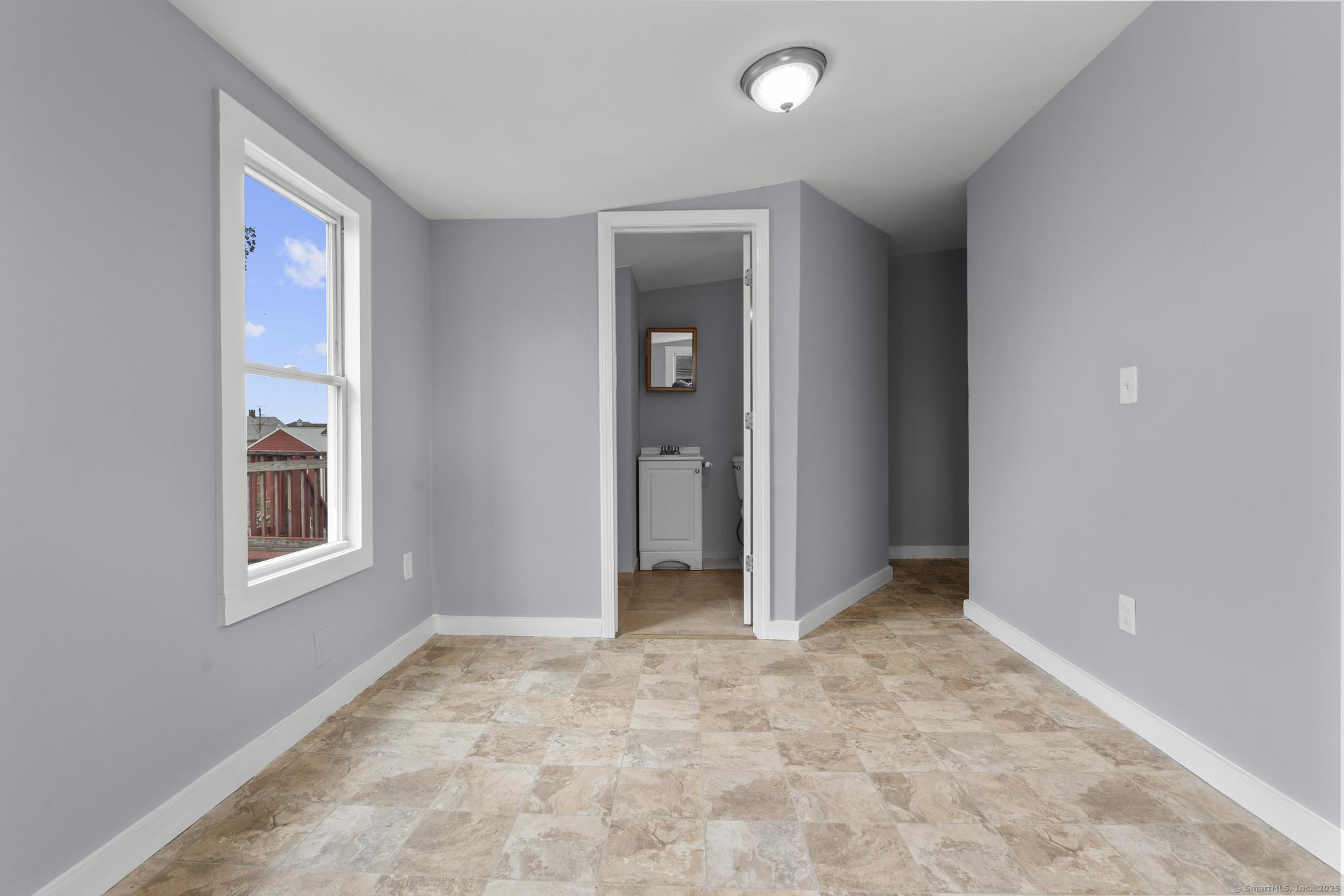 39 Jane Street Bridgeport CT 06608
