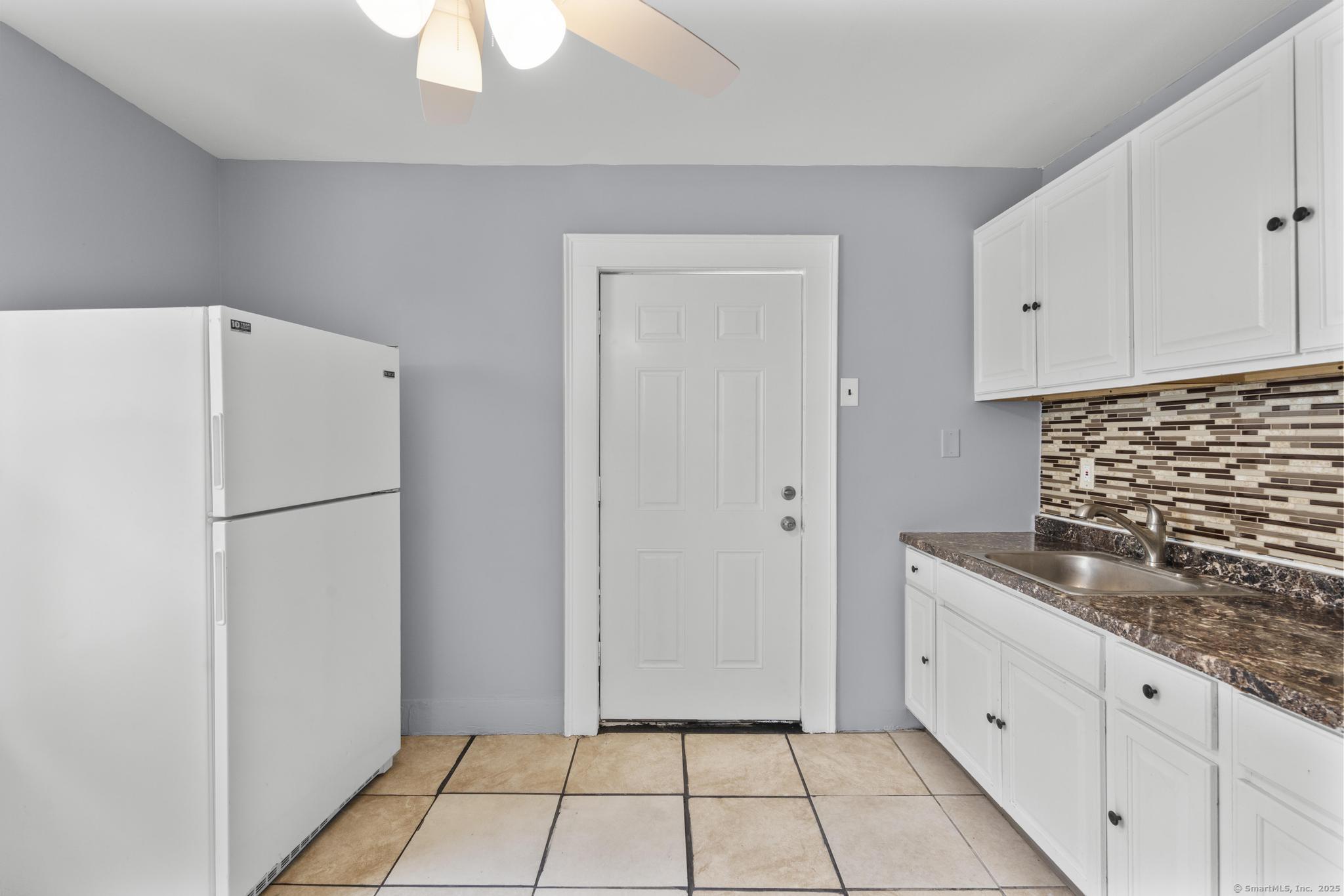 39 Jane Street Bridgeport CT 06608