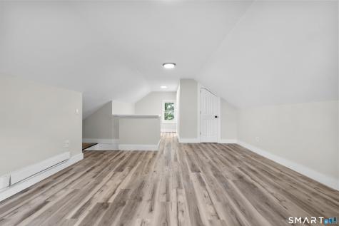 14 Home Place Danbury CT 06810