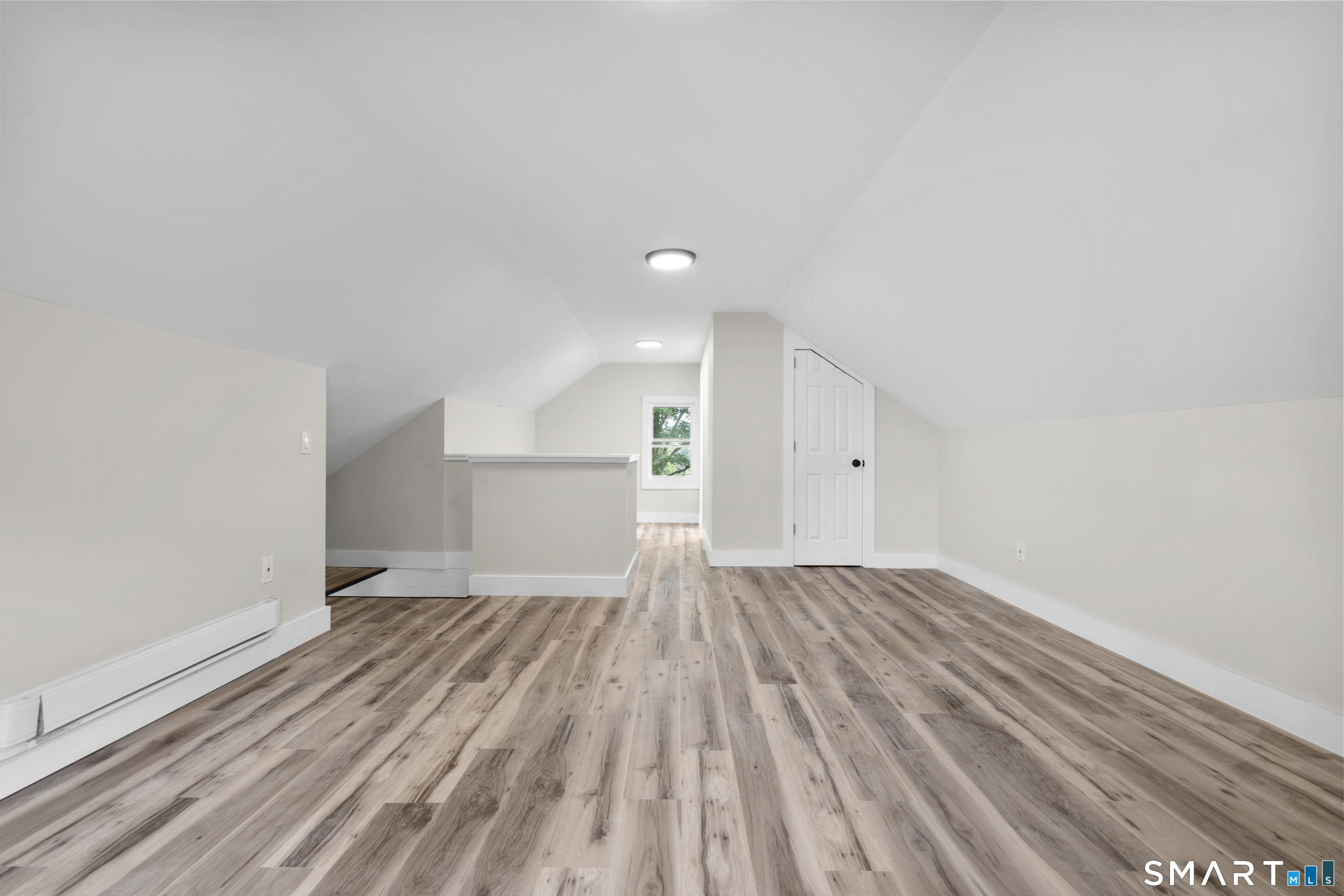 14 Home Place Danbury CT 06810
