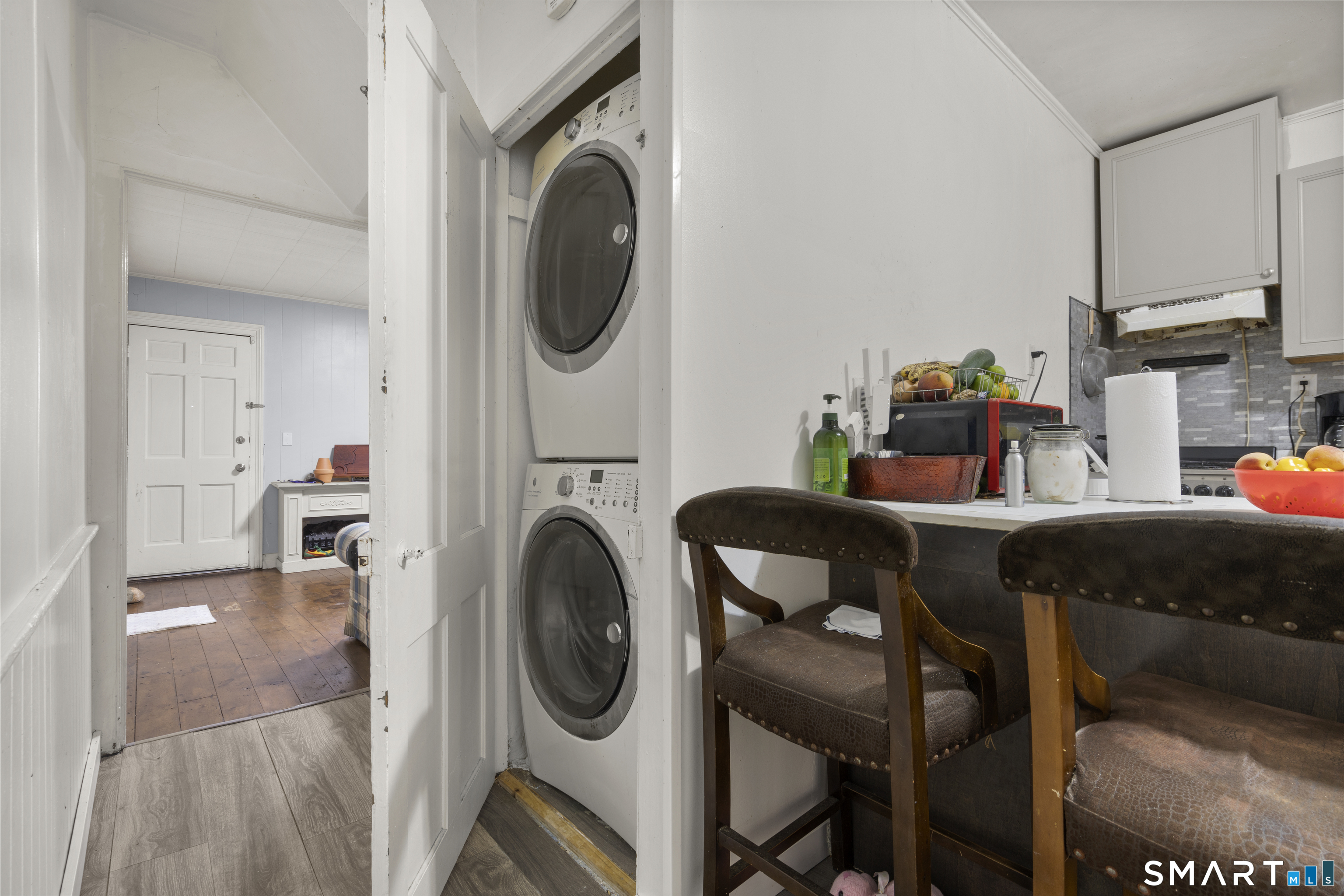 14 Home Place Danbury CT 06810