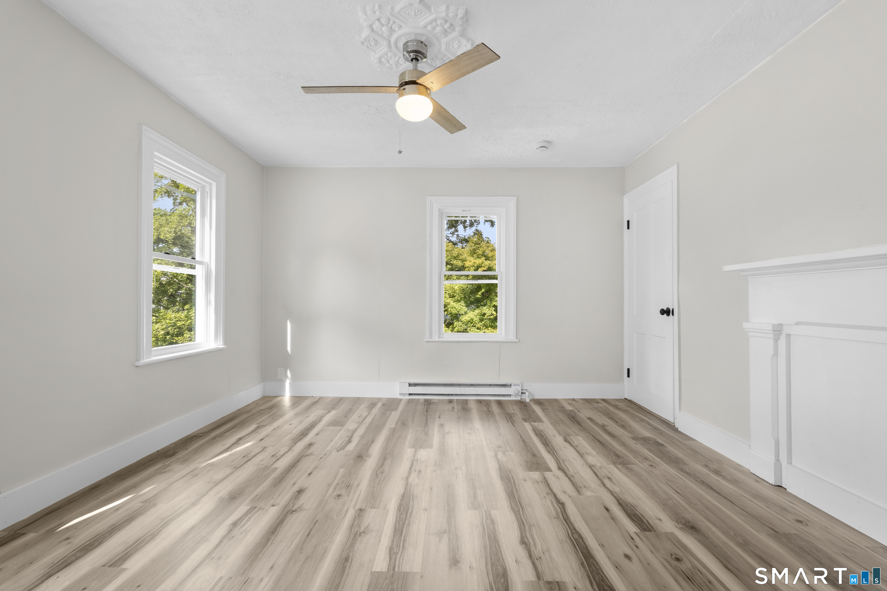 14 Home Place Danbury CT 06810