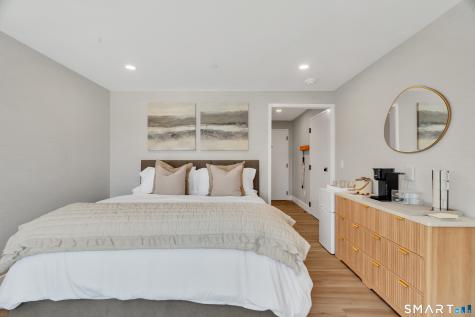 32 Broadway Avenue Stonington CT 06378