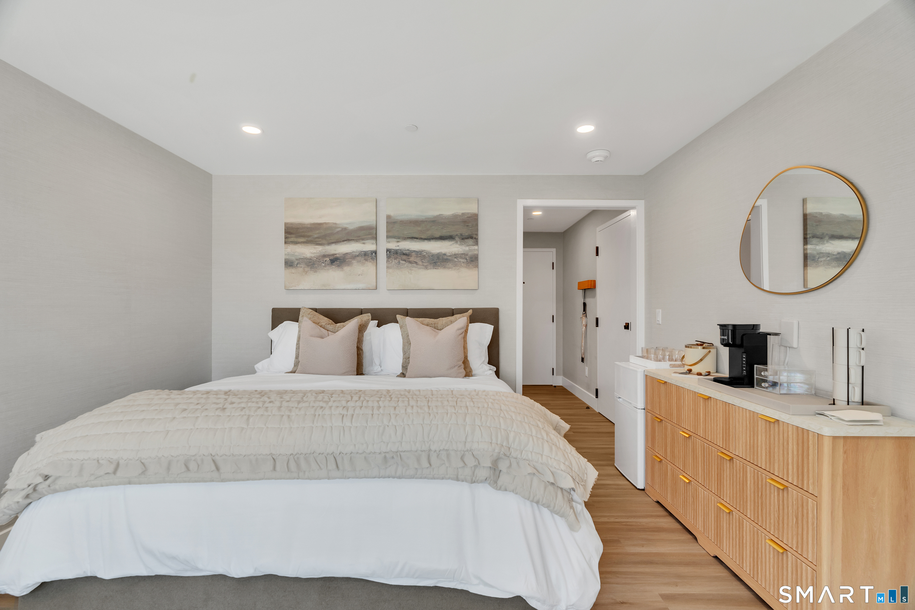 32 Broadway Avenue Stonington CT 06378