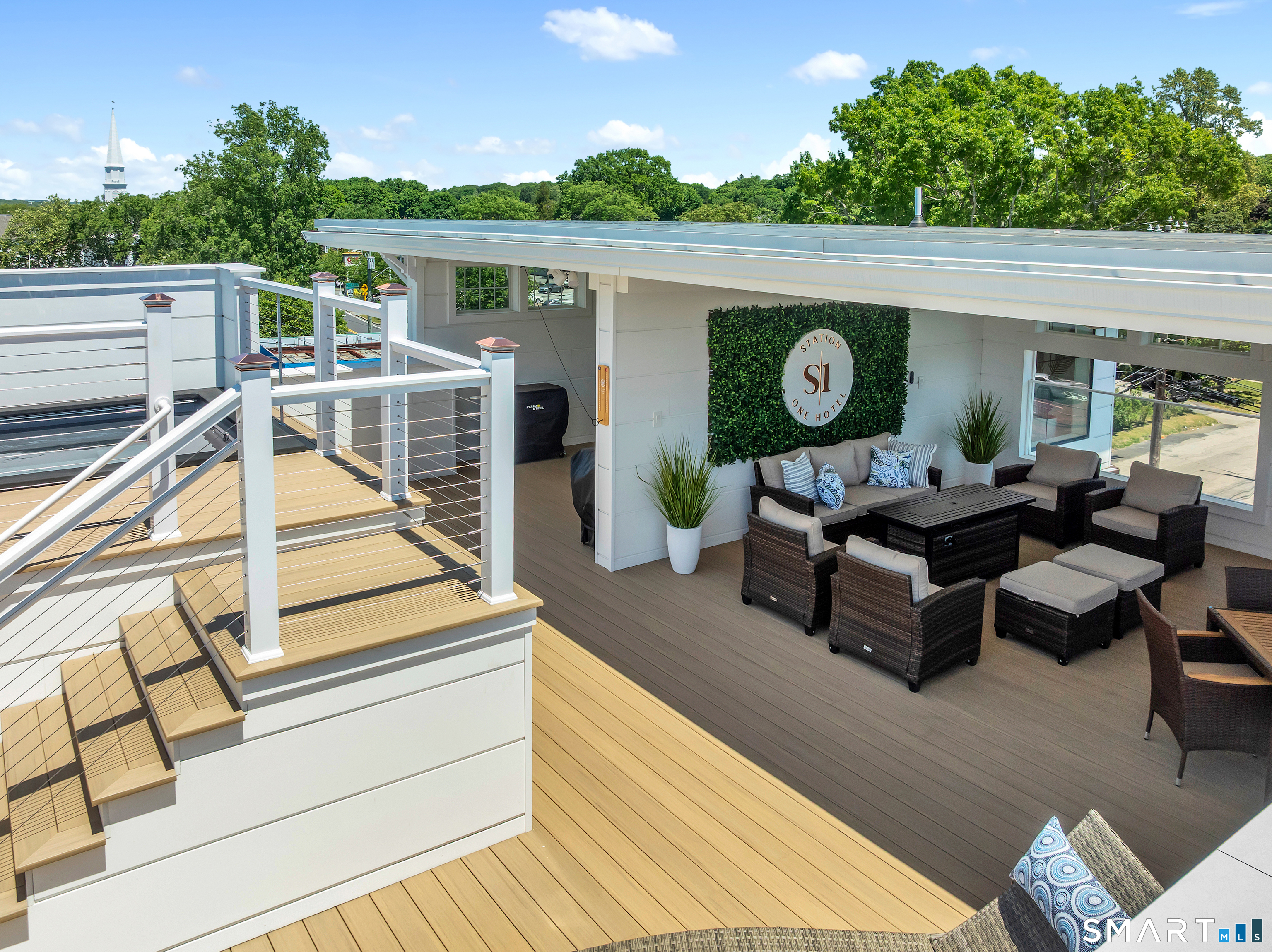 32 Broadway Avenue Stonington CT 06378