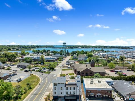 32 Broadway Avenue Stonington CT 06378