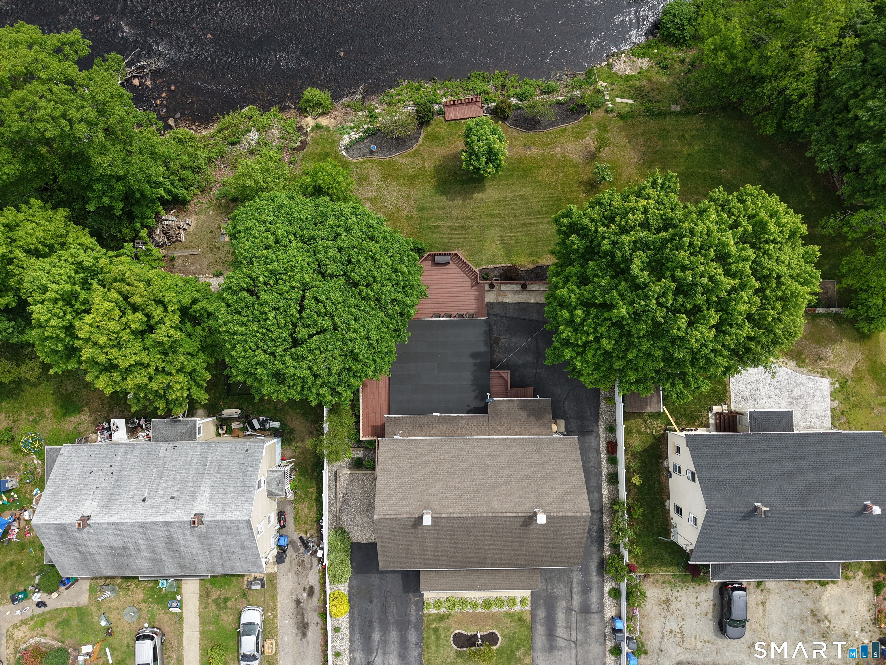 18-20 Brunswick Avenue Plainfield CT 06354
