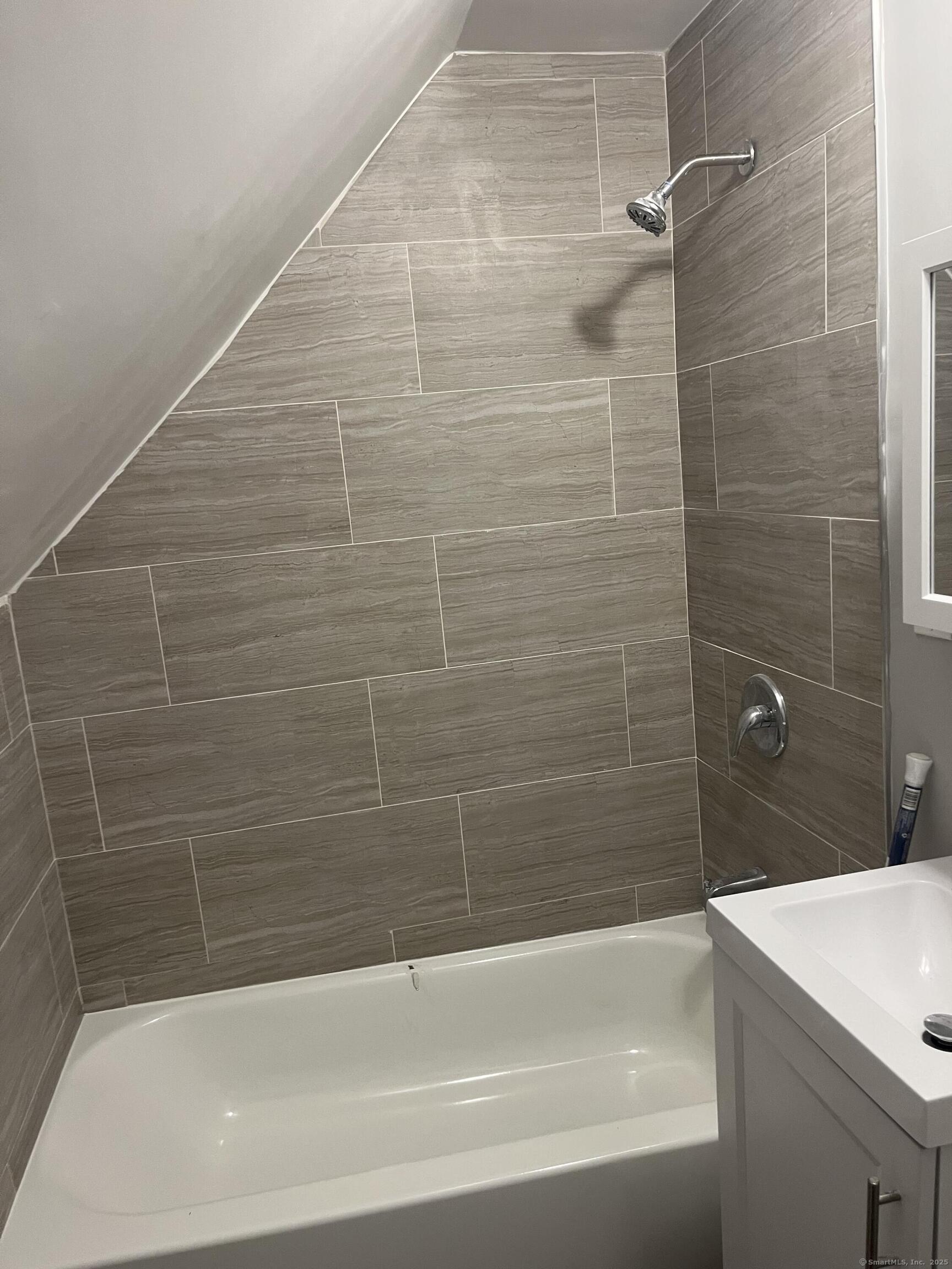 31 Greenwood Street New Haven CT 06519