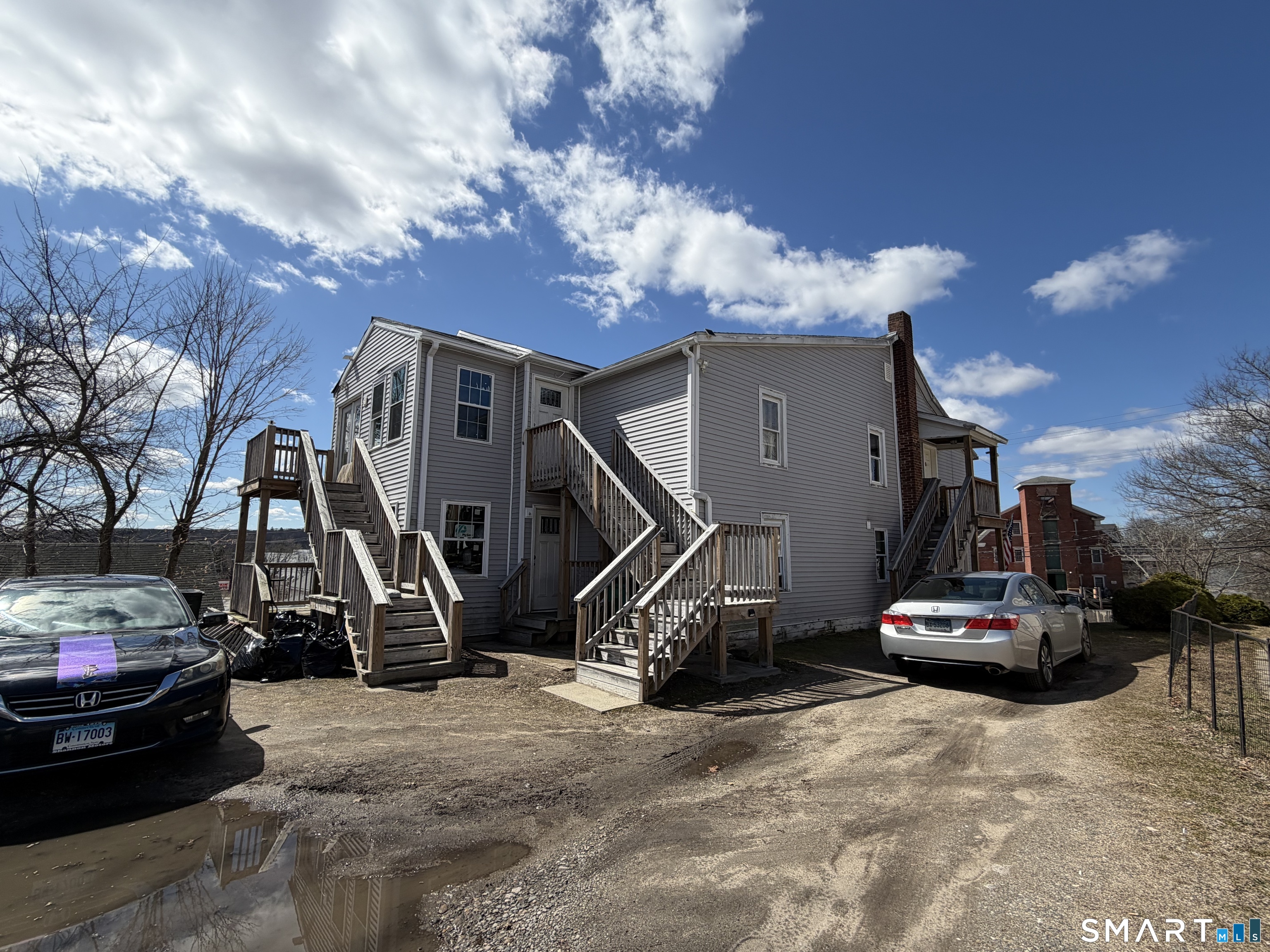 347-349 Kennedy Drive Putnam CT 06260
