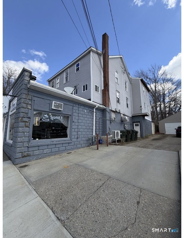 347-349 Kennedy Drive Putnam CT 06260