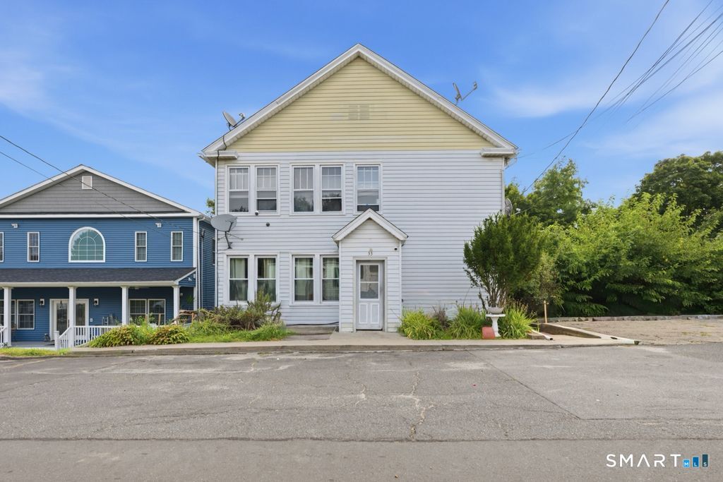 33 Vista Place Waterbury CT 06708