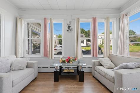 33 Vista Place Waterbury CT 06708