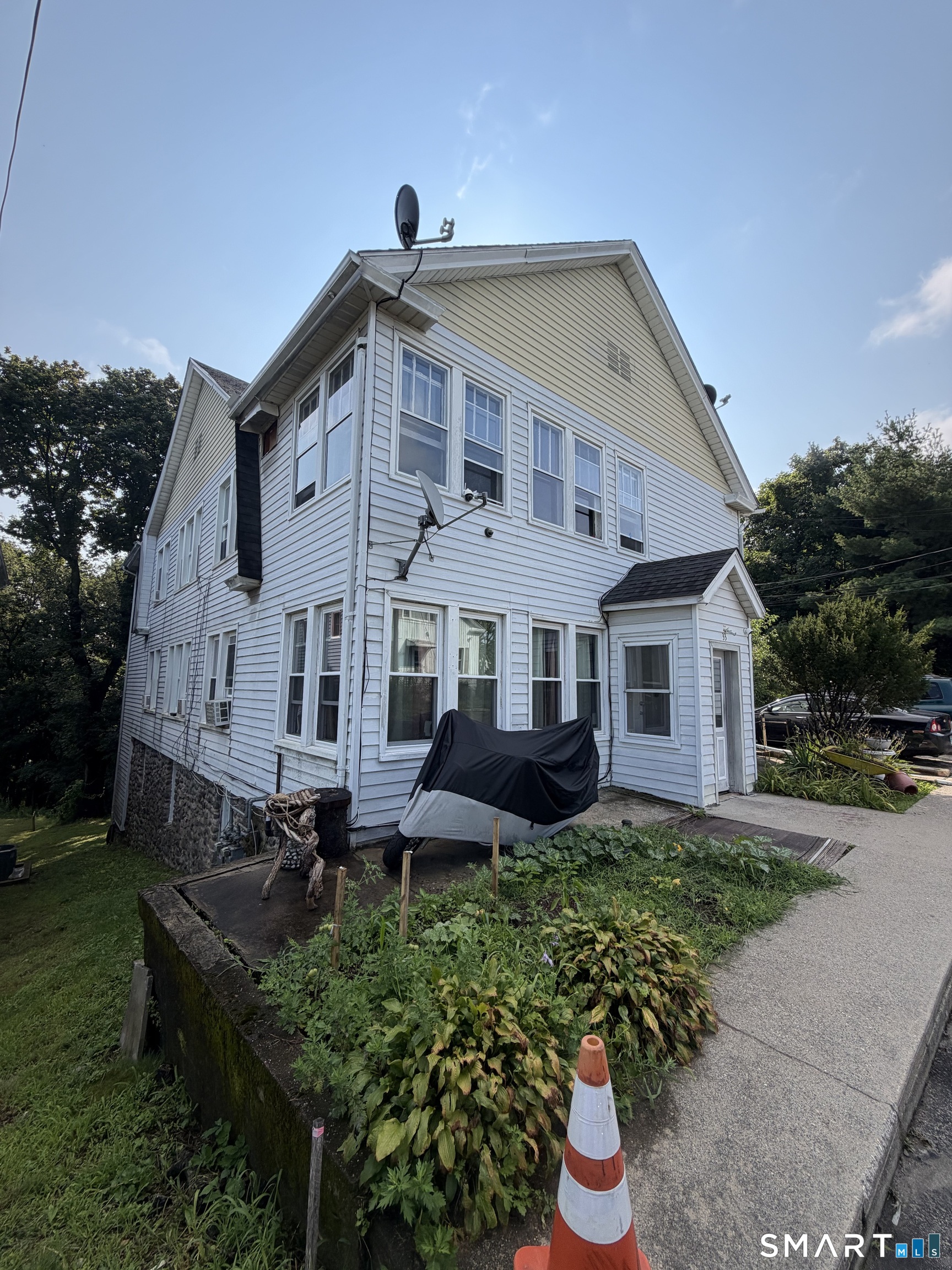 33 Vista Place Waterbury CT 06708