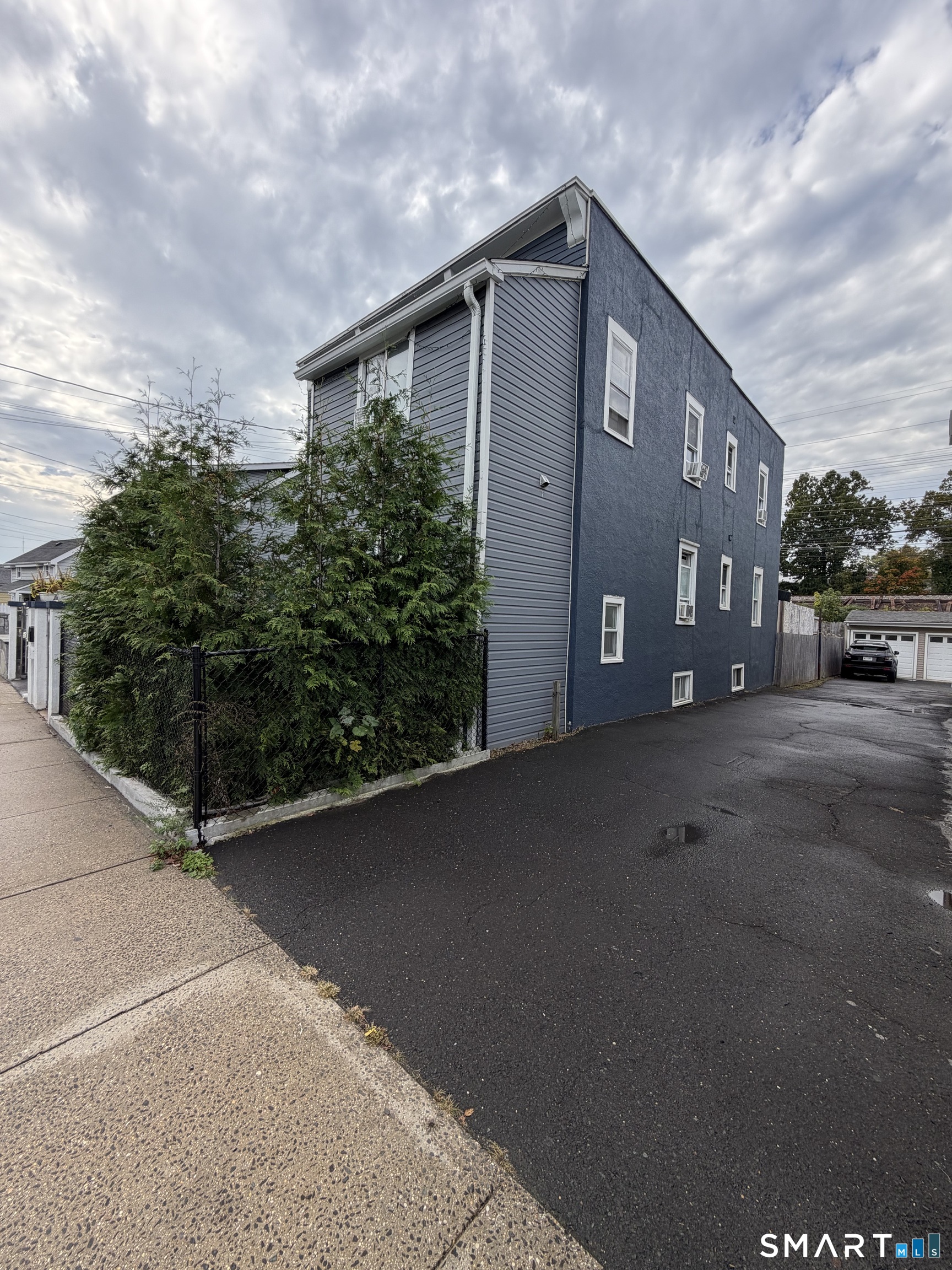66 Lincoln Avenue Stamford CT 06902