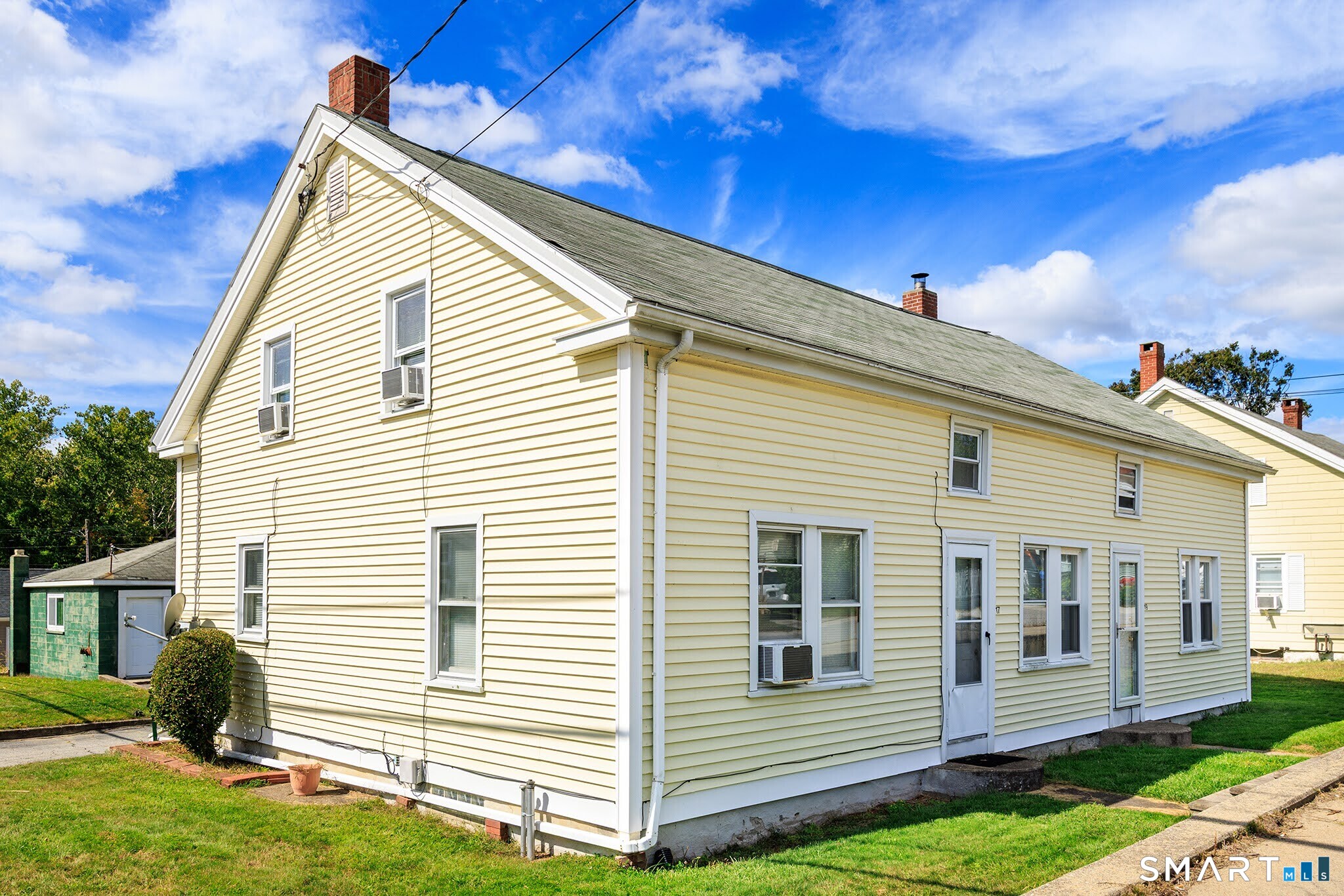 17-19 North Chestnut Street Plainfield CT 06387