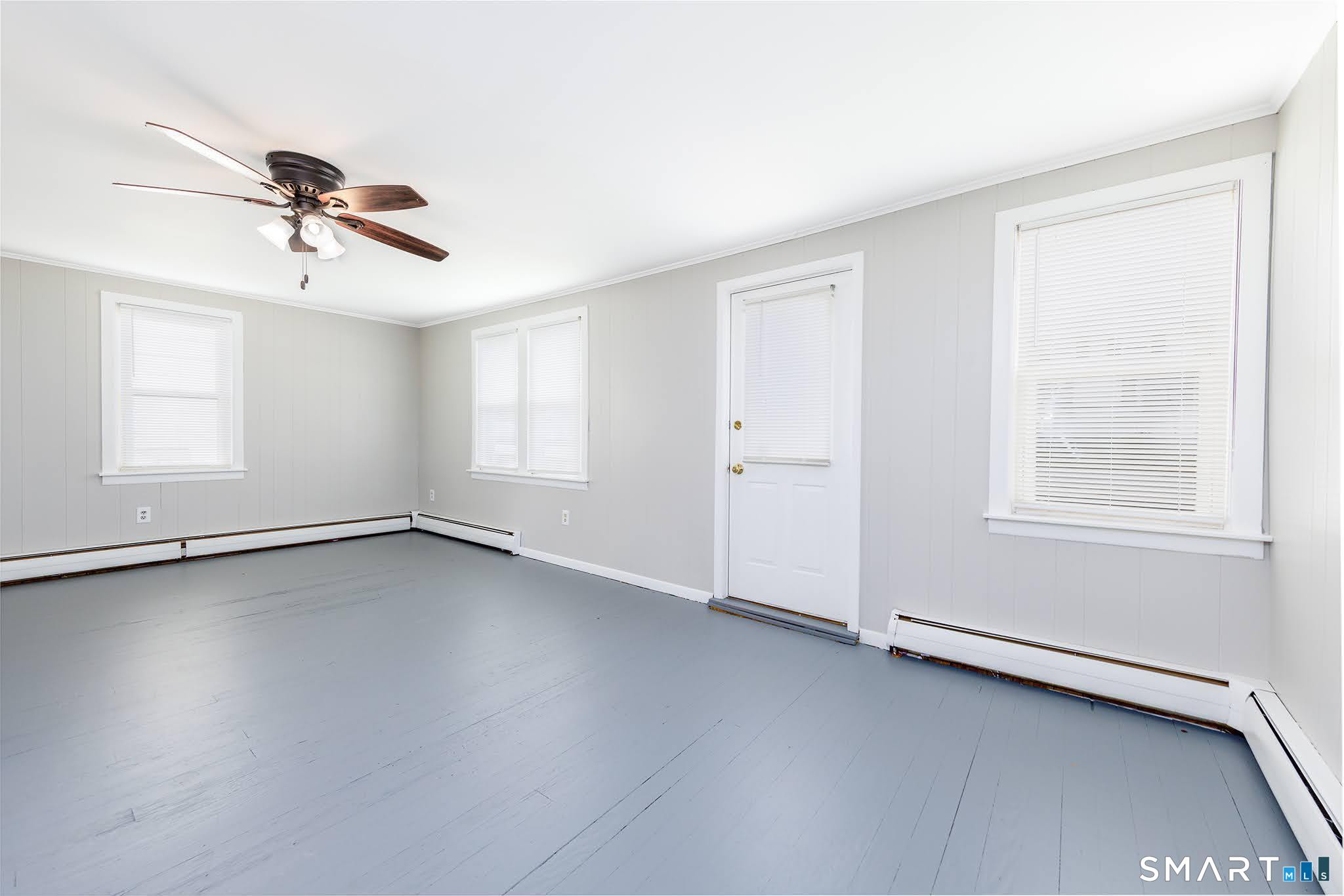 17-19 North Chestnut Street Plainfield CT 06387