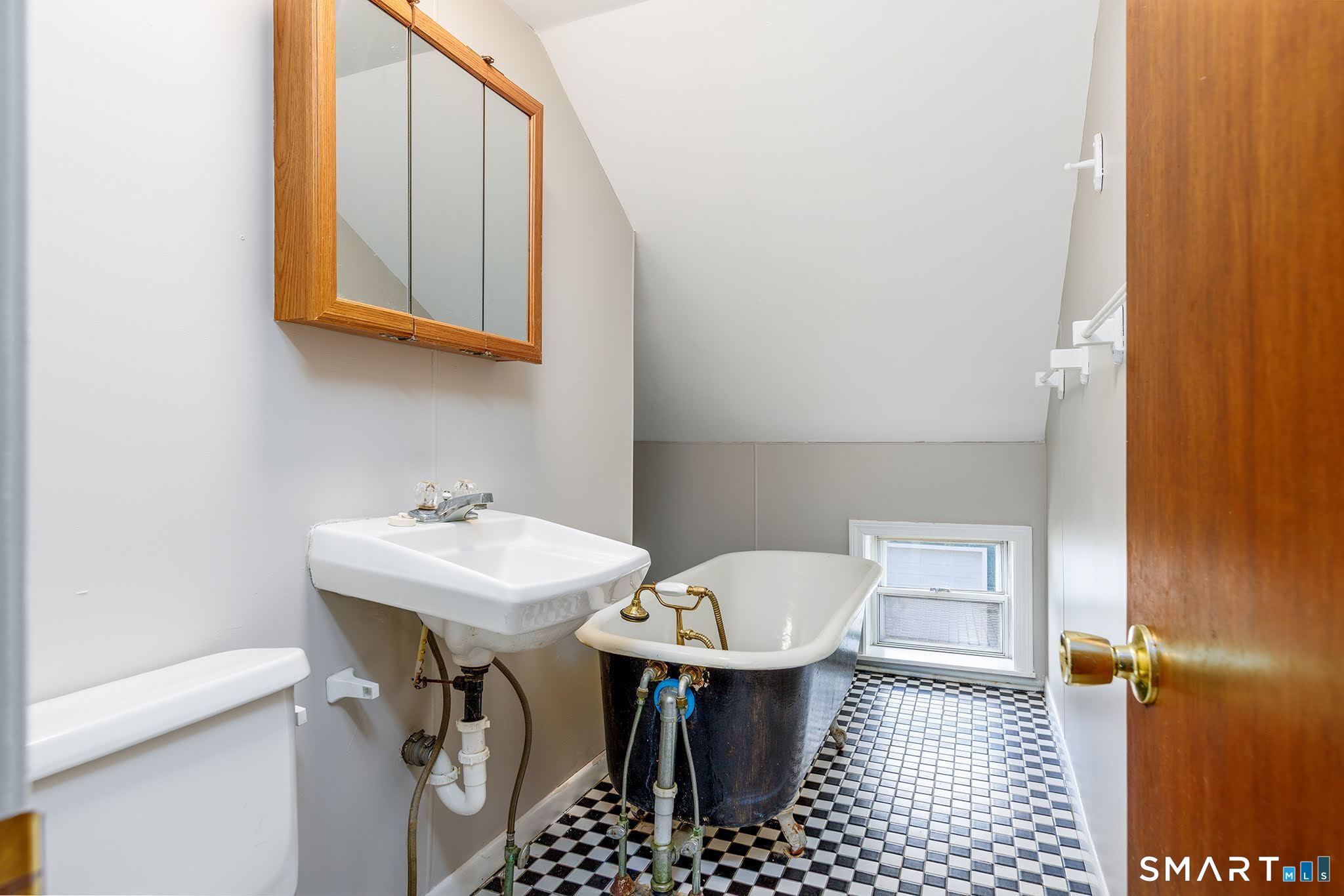 17-19 North Chestnut Street Plainfield CT 06387