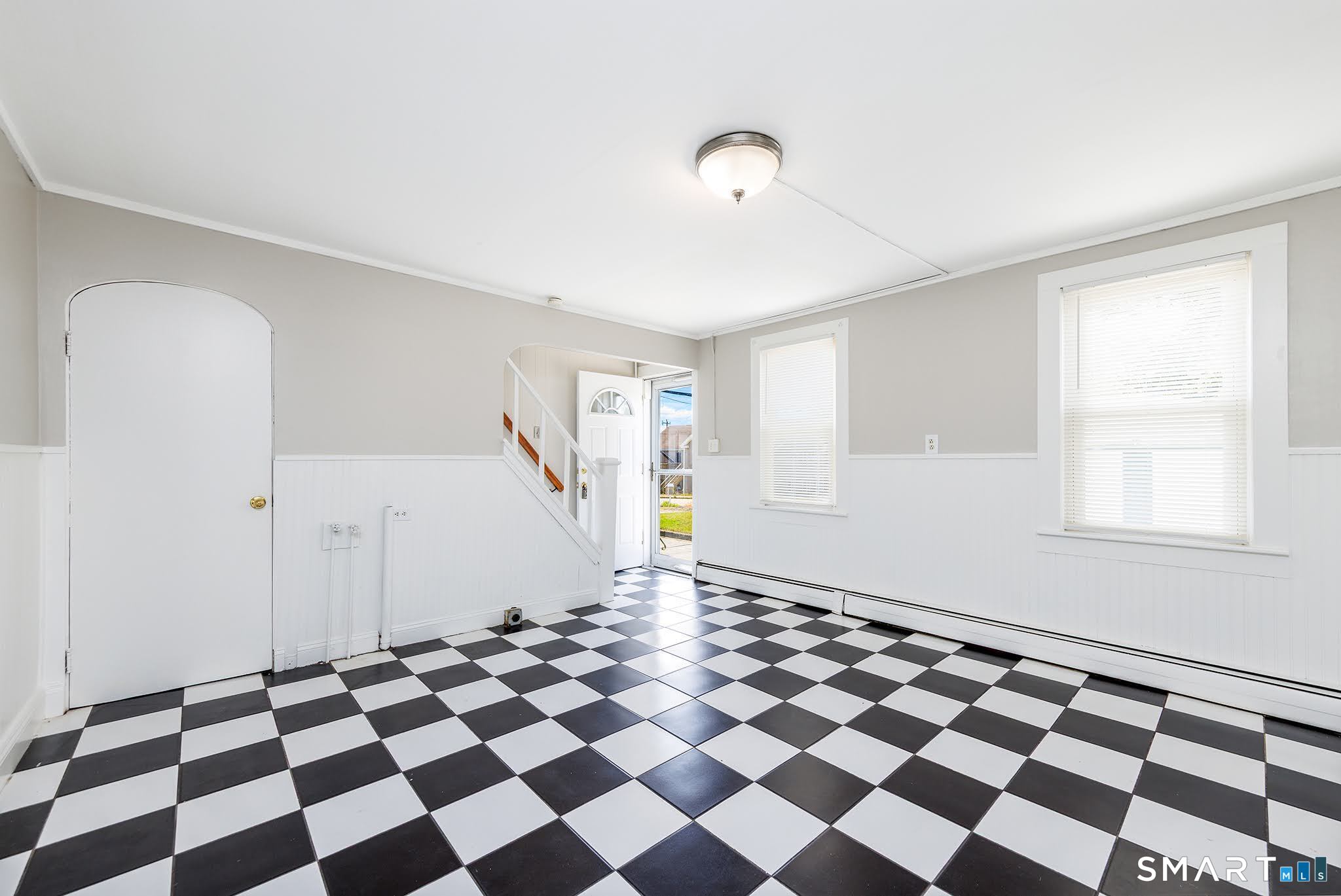17-19 North Chestnut Street Plainfield CT 06387