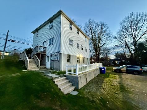 141 East High Street East Hampton CT 06424