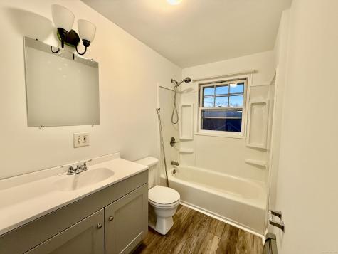 141 East High Street East Hampton CT 06424